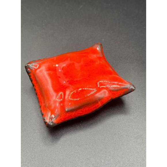 vintage pin cushion red ceramic pillow shaped miniature small pins holder - Picture 5 of 7
